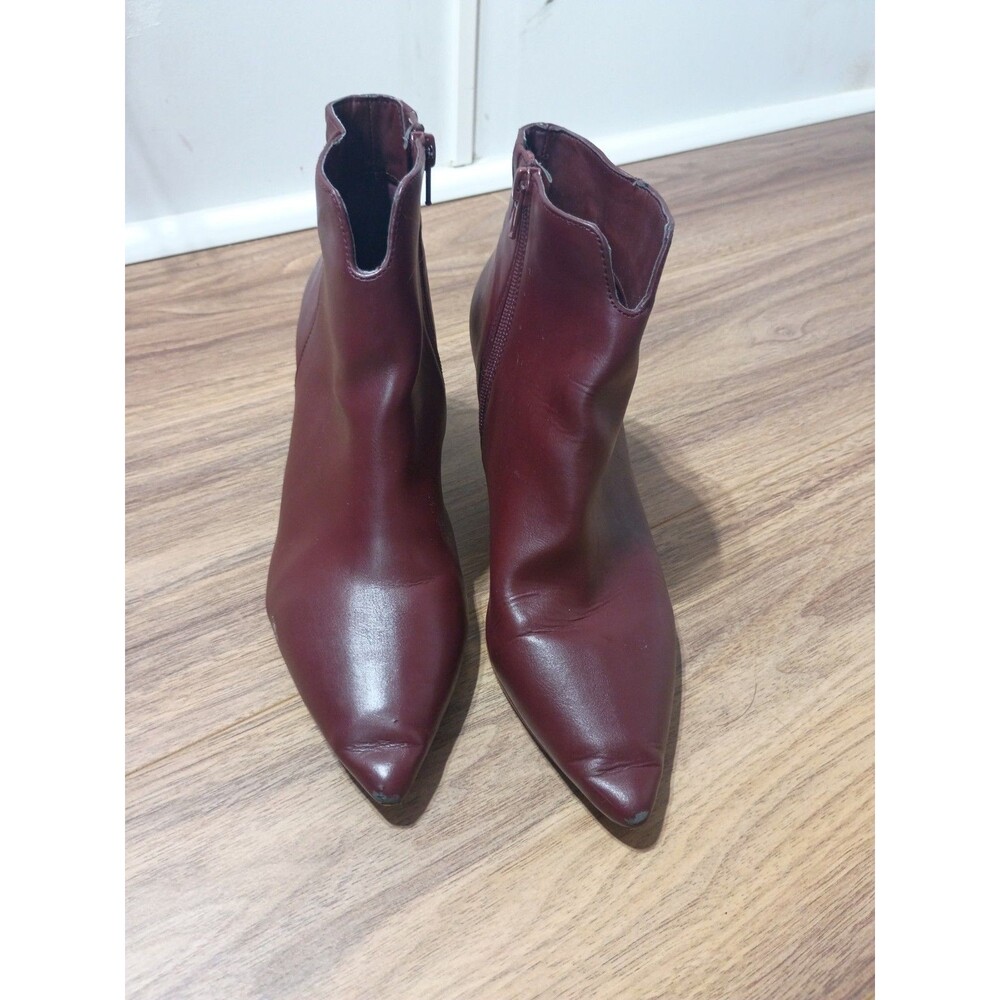 Boston Design Studio Women's 7.5M Burgundy Pointed Toe  Heel Ankle Boots